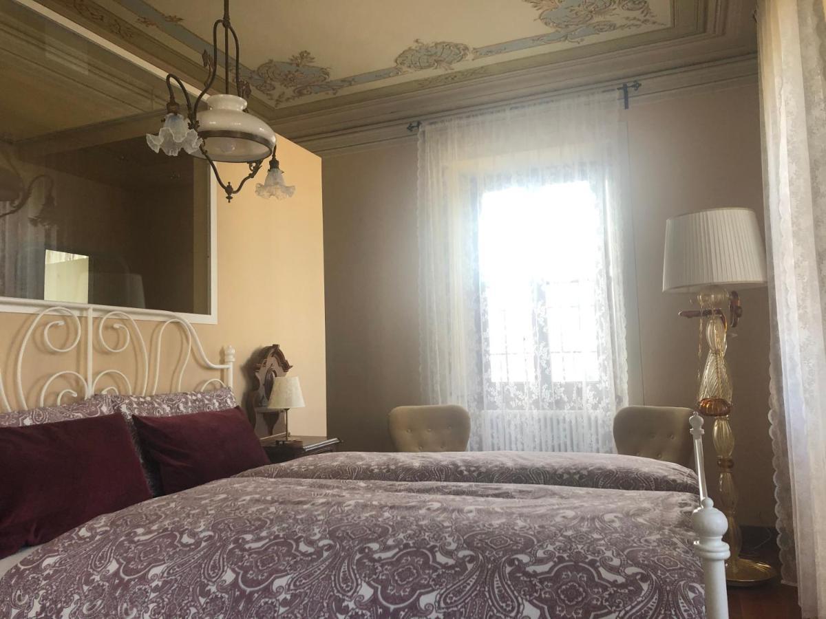 سان فيديل إنتيلفي Villa Il Maiale Bianco Bed & Breakfast المظهر الخارجي الصورة
